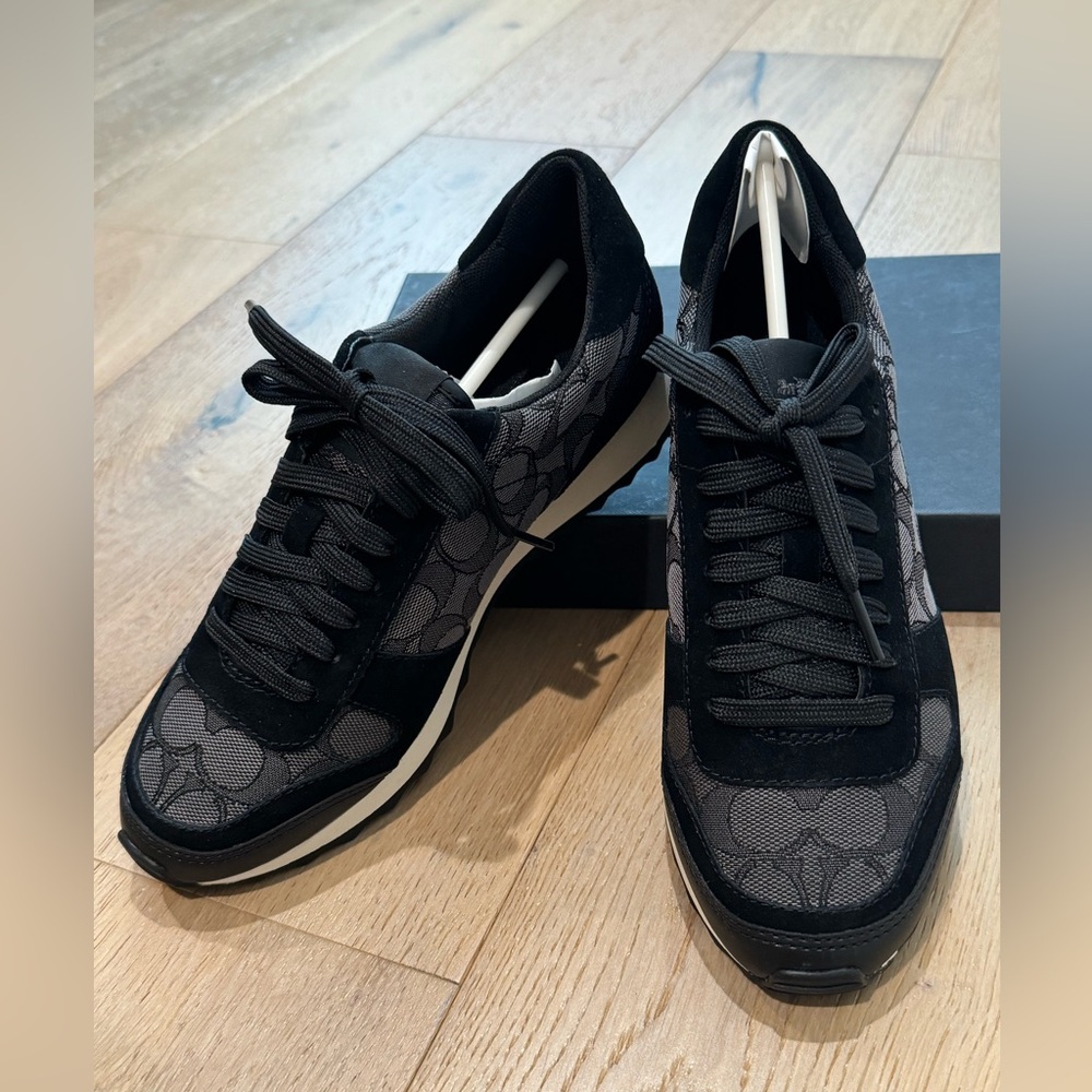 Coach Mason Signature Women’s Fashion Sneaker